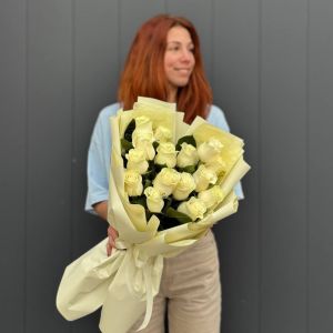 Букет из 15 Эквадорских роз (60-70см)