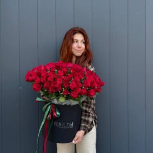 Композиция из 101 красной розы в коробке