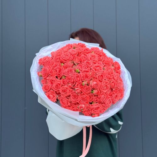 Букет из 35 кустовых роз (40см)