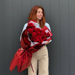 Букет из 15 Эквадорских роз (60-70см)